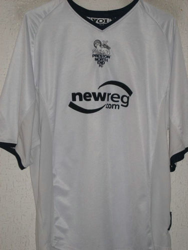 Foto Para Camisetas De Real Madrid Tercera Equipación 2003-2004 Outlet